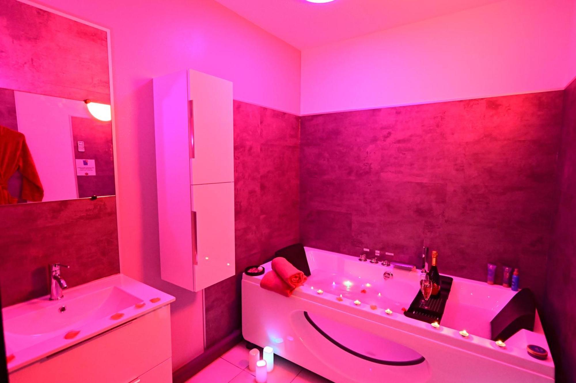 Love Room A Deux Pas De L'Ocean Avec Hammam, Sauna Et Bain A 2 :-) Бискарос Екстериор снимка