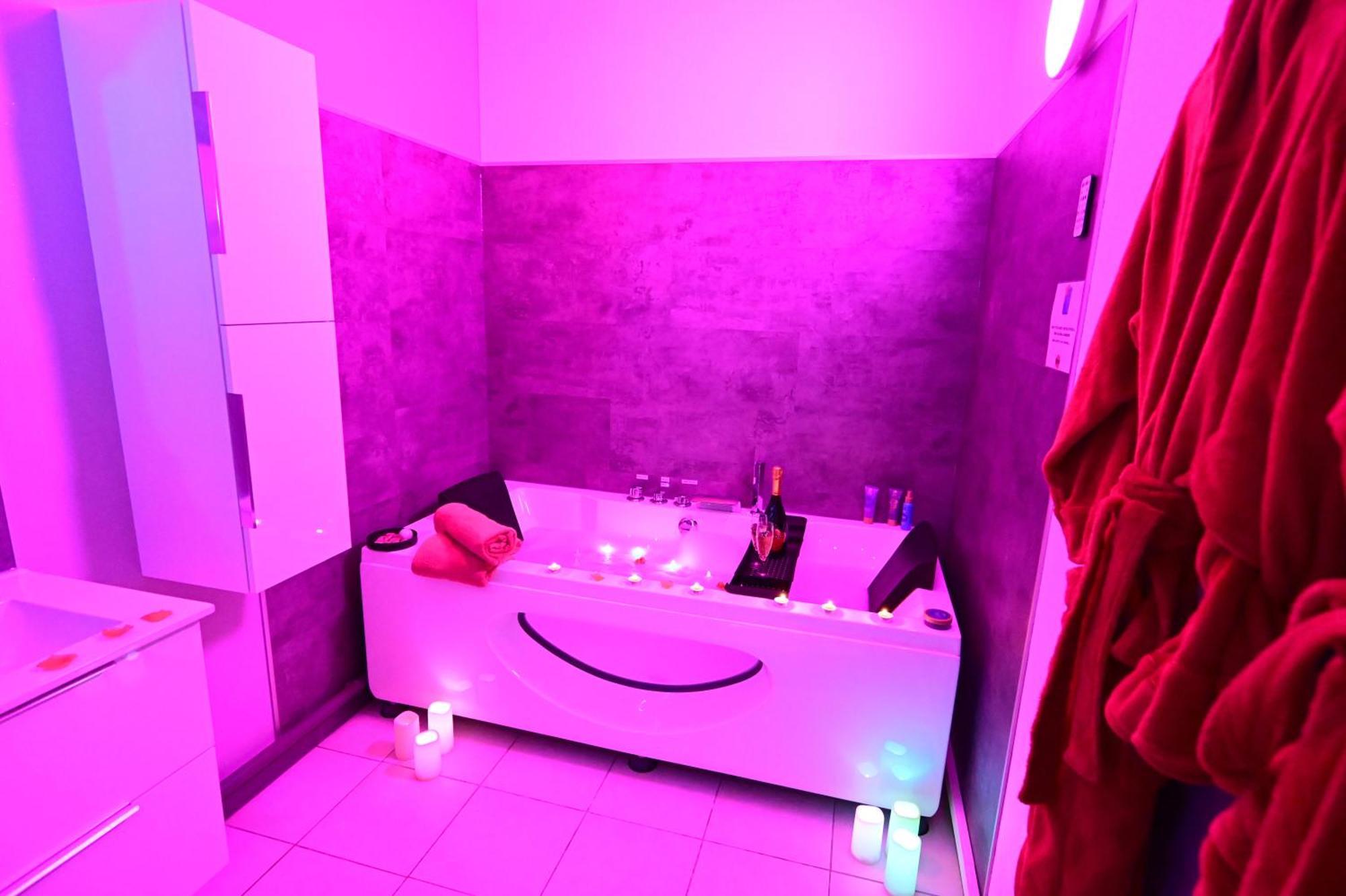 Love Room A Deux Pas De L'Ocean Avec Hammam, Sauna Et Bain A 2 :-) Бискарос Екстериор снимка