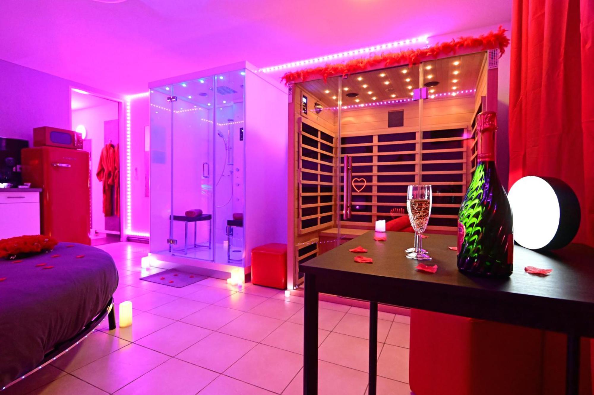Love Room A Deux Pas De L'Ocean Avec Hammam, Sauna Et Bain A 2 :-) Бискарос Екстериор снимка
