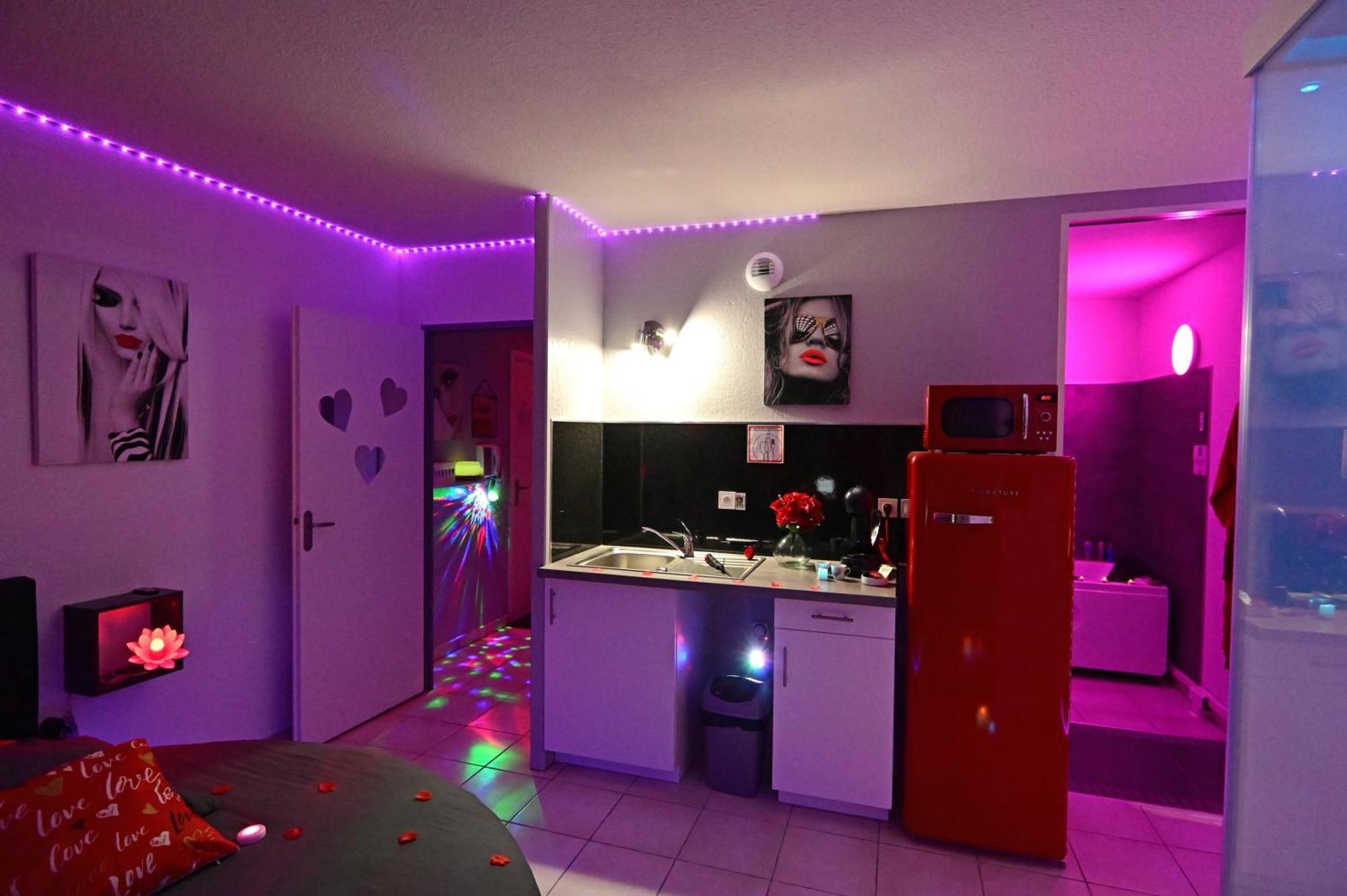 Love Room A Deux Pas De L'Ocean Avec Hammam, Sauna Et Bain A 2 :-) Бискарос Екстериор снимка