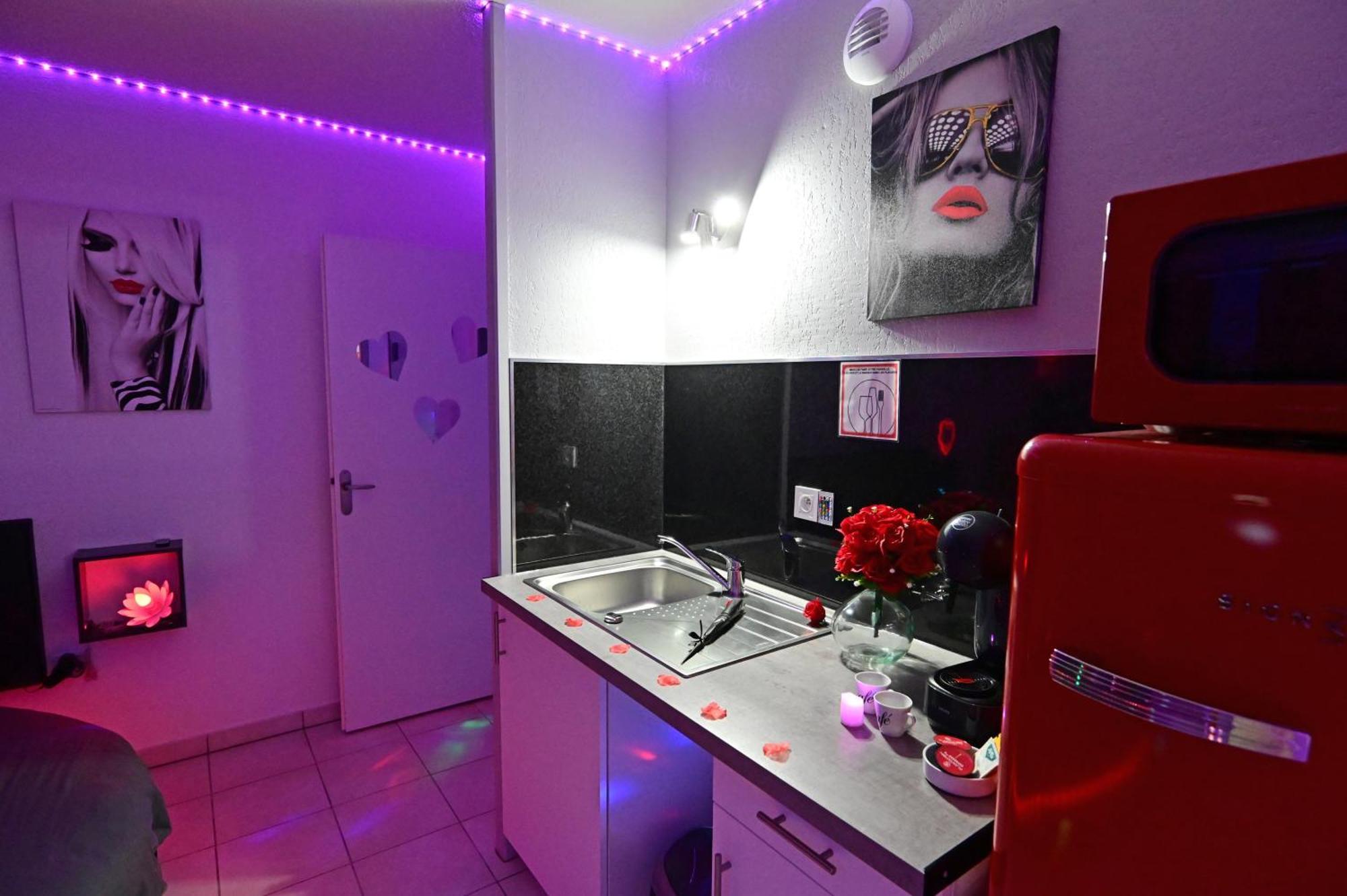 Love Room A Deux Pas De L'Ocean Avec Hammam, Sauna Et Bain A 2 :-) Бискарос Екстериор снимка