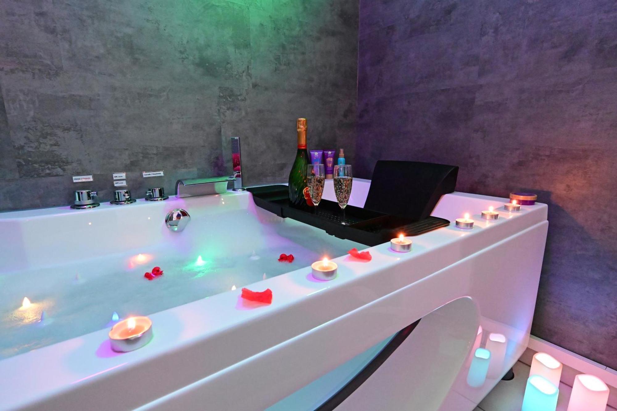 Love Room A Deux Pas De L'Ocean Avec Hammam, Sauna Et Bain A 2 :-) Бискарос Екстериор снимка
