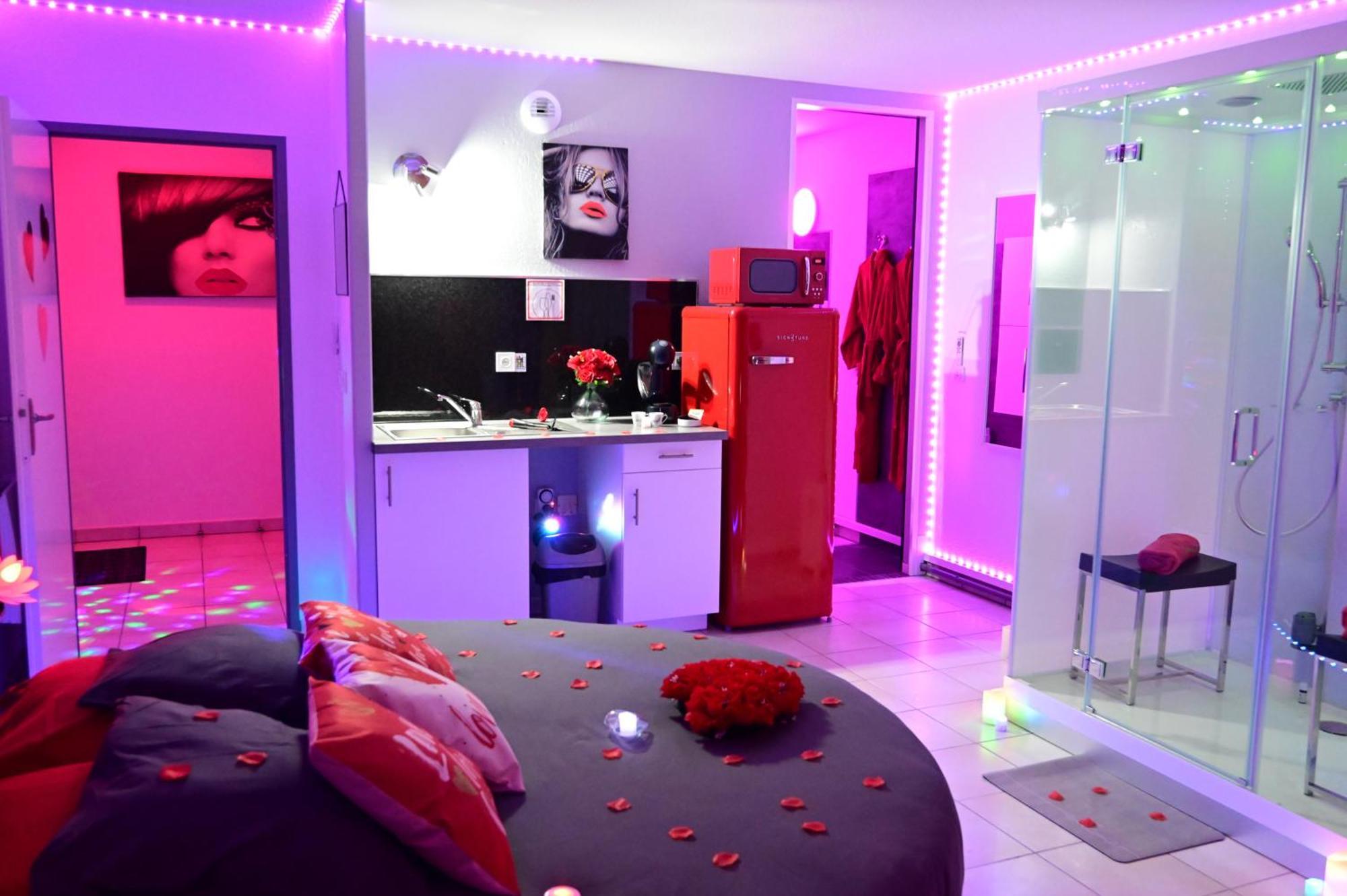 Love Room A Deux Pas De L'Ocean Avec Hammam, Sauna Et Bain A 2 :-) Бискарос Екстериор снимка