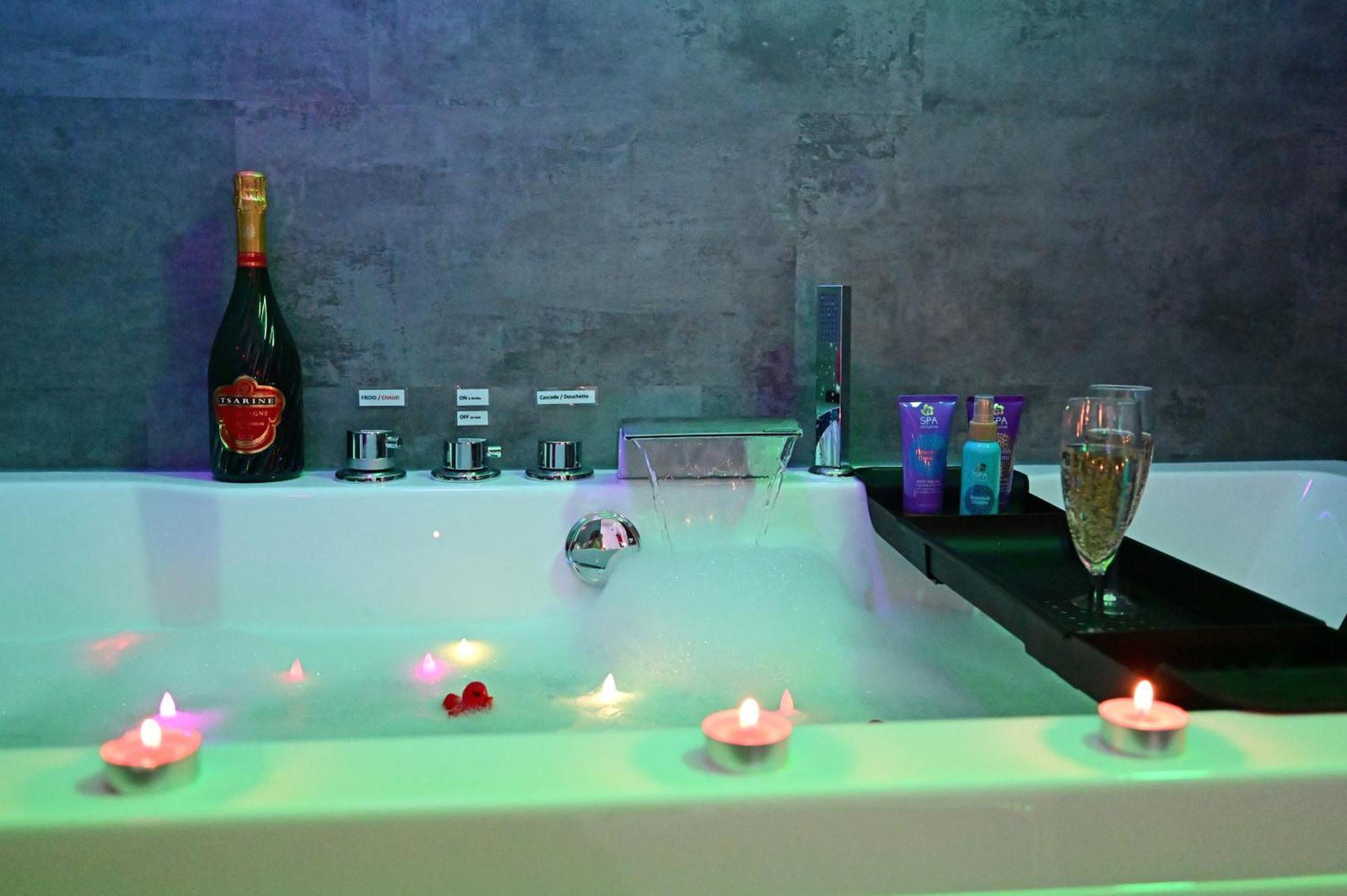 Love Room A Deux Pas De L'Ocean Avec Hammam, Sauna Et Bain A 2 :-) Бискарос Екстериор снимка