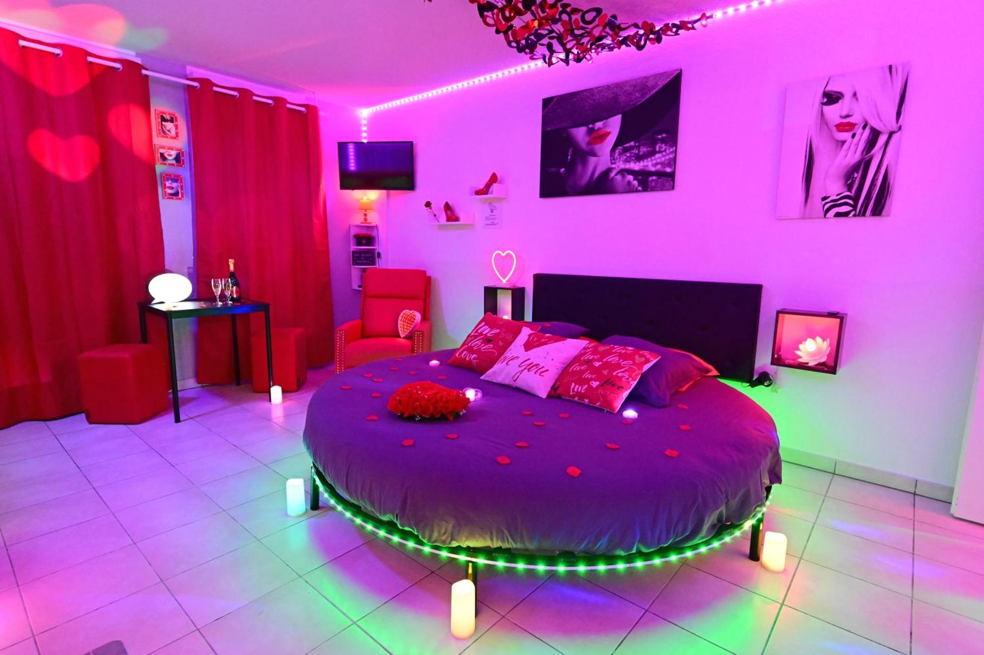 Love Room A Deux Pas De L'Ocean Avec Hammam, Sauna Et Bain A 2 :-) Бискарос Екстериор снимка