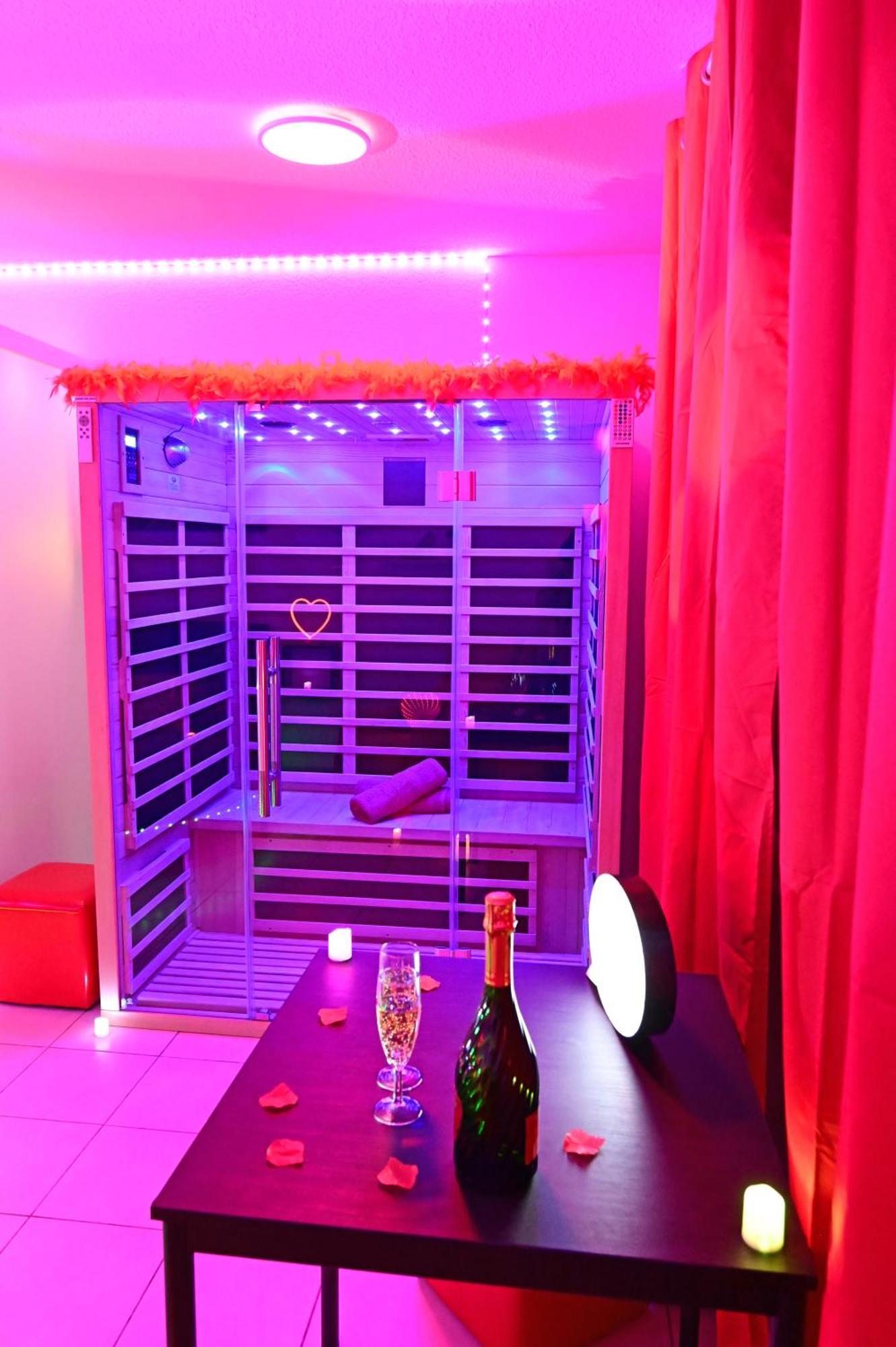 Love Room A Deux Pas De L'Ocean Avec Hammam, Sauna Et Bain A 2 :-) Бискарос Екстериор снимка
