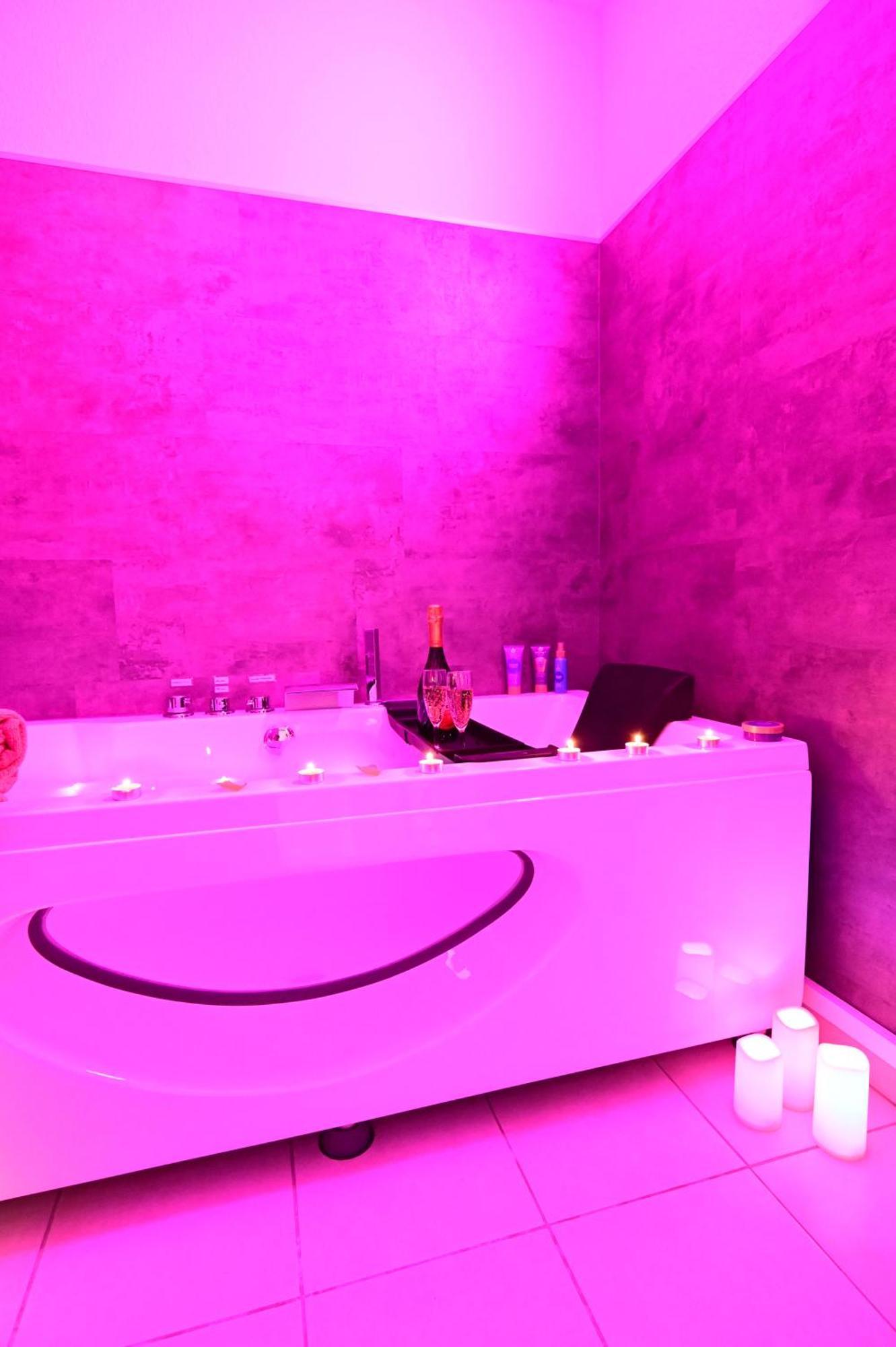 Love Room A Deux Pas De L'Ocean Avec Hammam, Sauna Et Bain A 2 :-) Бискарос Екстериор снимка