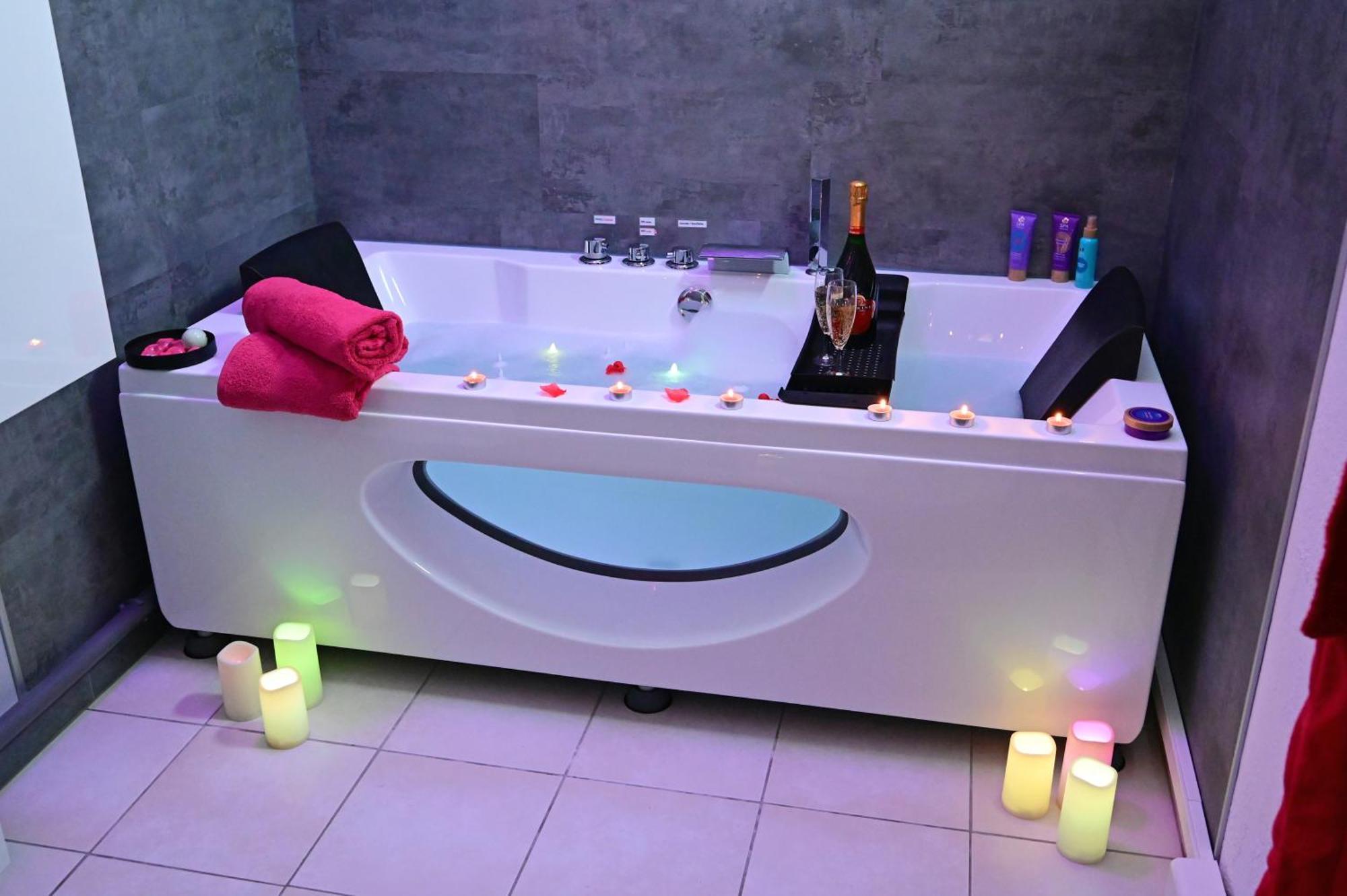 Love Room A Deux Pas De L'Ocean Avec Hammam, Sauna Et Bain A 2 :-) Бискарос Екстериор снимка