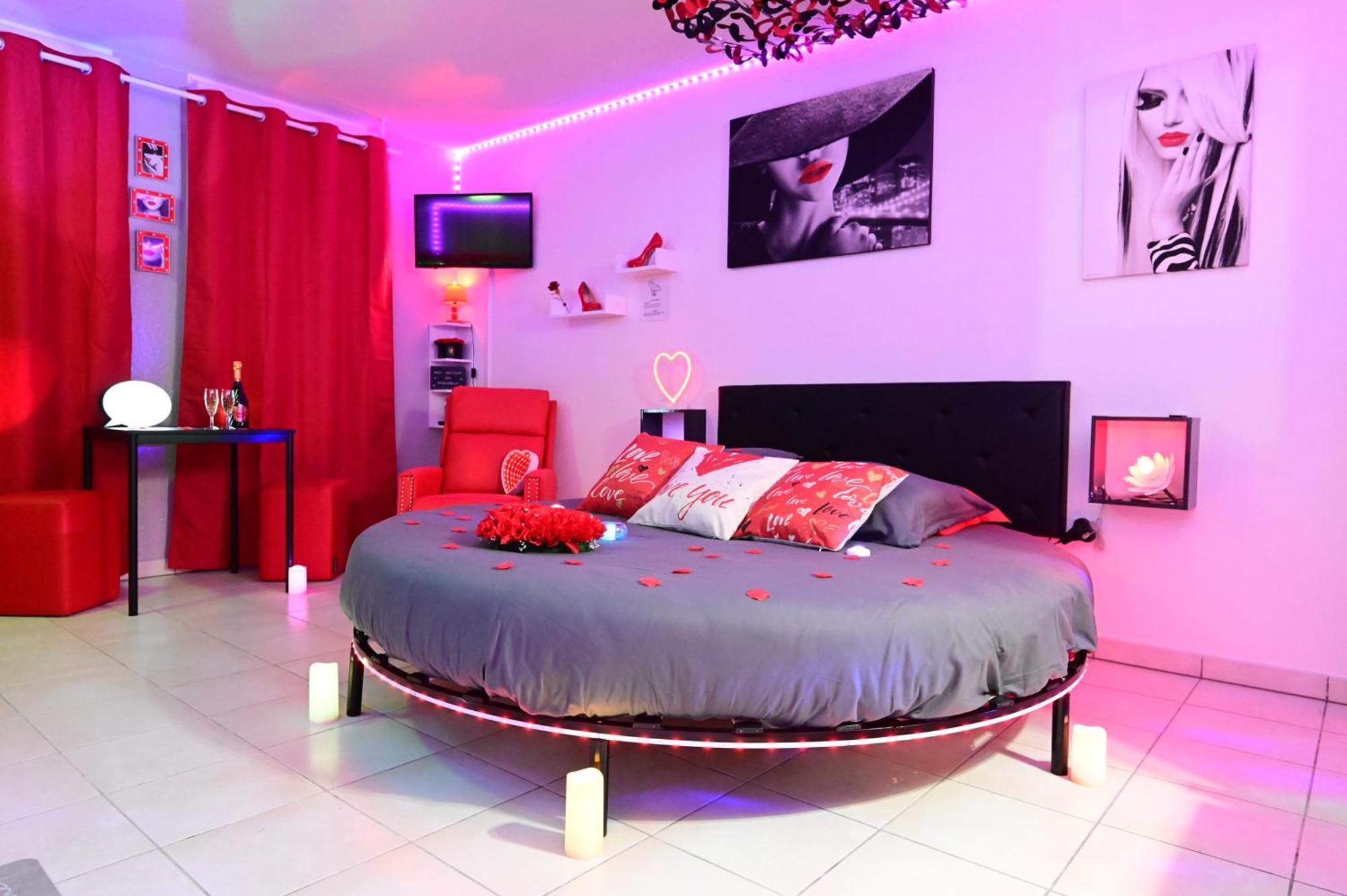 Love Room A Deux Pas De L'Ocean Avec Hammam, Sauna Et Bain A 2 :-) Бискарос Екстериор снимка