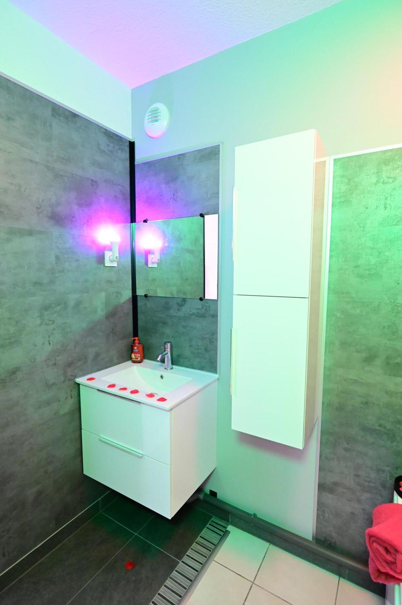 Love Room A Deux Pas De L'Ocean Avec Hammam, Sauna Et Bain A 2 :-) Бискарос Екстериор снимка