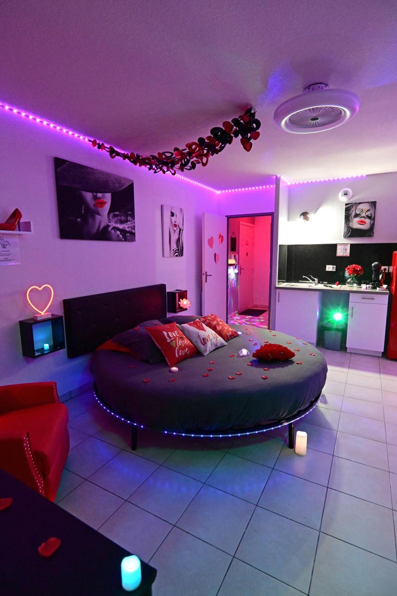 Love Room A Deux Pas De L'Ocean Avec Hammam, Sauna Et Bain A 2 :-) Бискарос Екстериор снимка